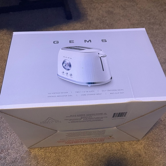 GEMS White Toaster - Picture 4 of 5
